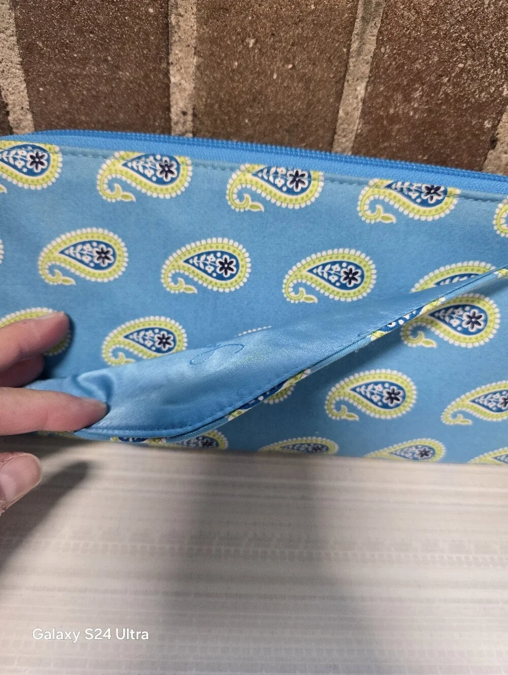 Vera Bradley BERMUDA BLUE PAISLEY Travel Organizer $42 Vintage Retired Pattern